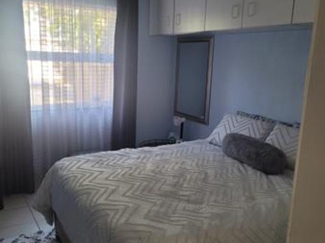 Apartment for rent in Seaview, Kwazulu-natal