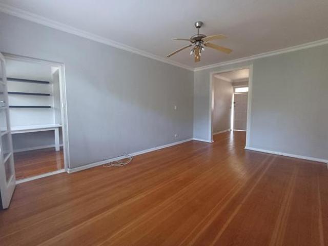 Apartment for rent in Seaview, Kwazulu-natal