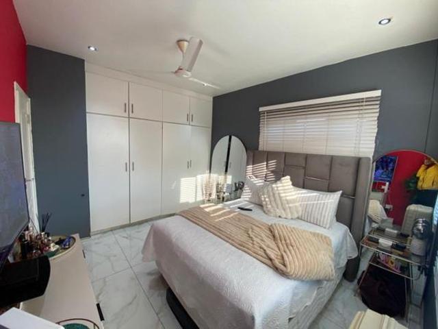 Apartment for rent in Seaview, Kwazulu-natal