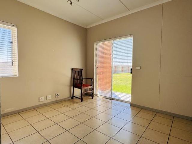 Apartment for rent in Jansenpark, City of Ekurhuleni Metropolitan Municipality