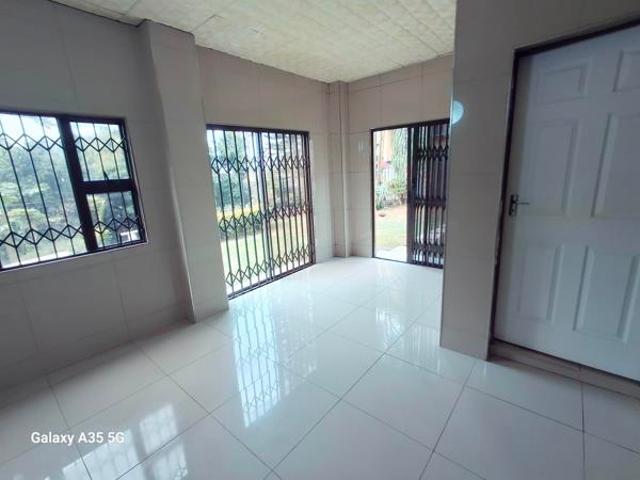 Apartment for rent in Mount Moreland, Kwazulu-natal