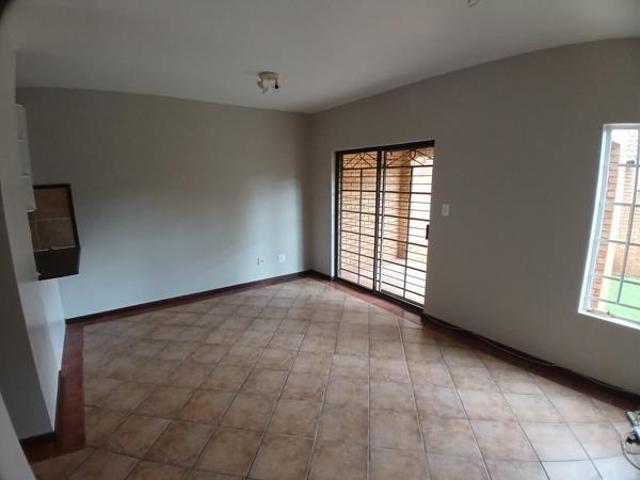 Apartment for rent in Waterkloof, Gauteng