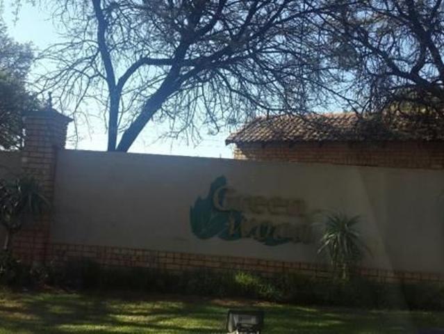 Apartment for rent in Faerie Glen, Gauteng