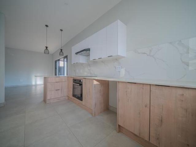 Apartment for rent in Waterkloof, Gauteng