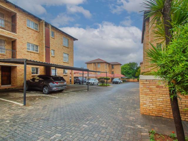Apartment for sale in Randburg, City of Johannesburg Metropolitan Municipality