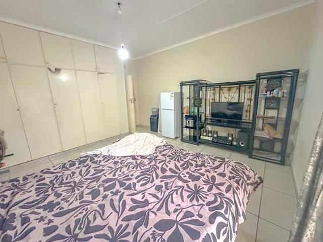 Apartment for sale in UMhlathuze Municipality, Kwazulu-natal