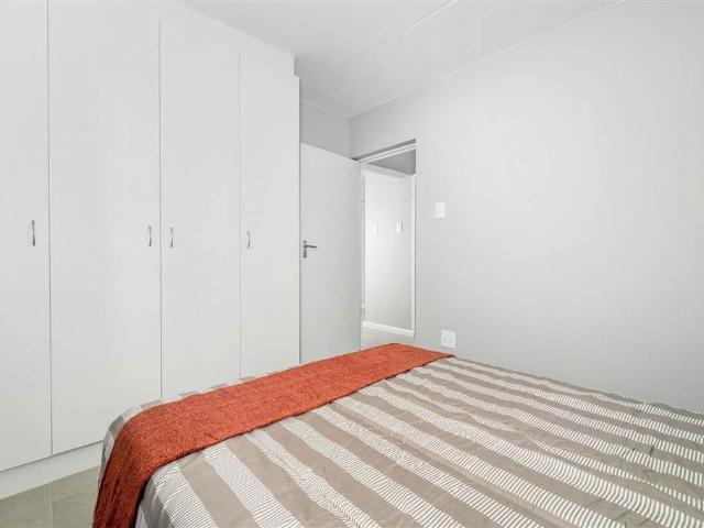 Apartment for sale in Port Elizabeth, Eastern Cape