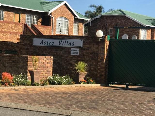 Apartment for rent in Farrarmere, Ekurhuleni