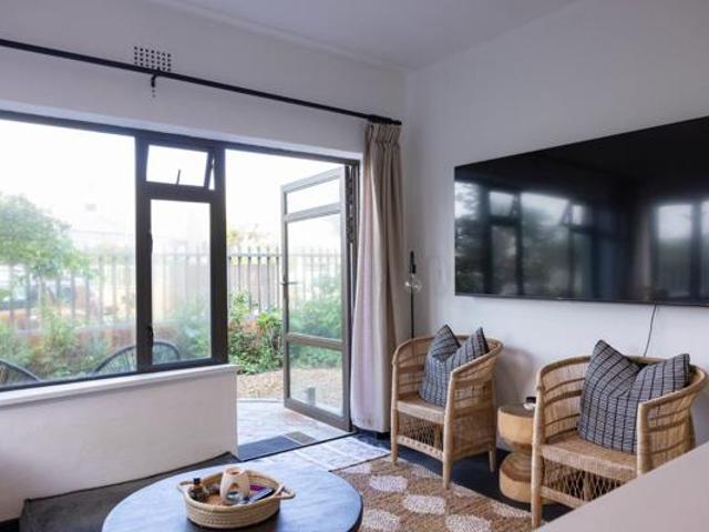 Apartment for sale in Cape Town, Western Cape