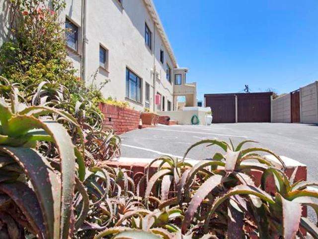 Apartment for sale in Cape Town, Western Cape