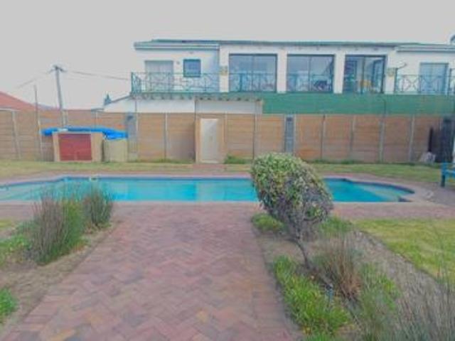 Apartment for sale in Cape Town, Western Cape