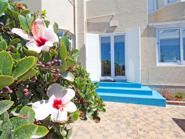 Apartment for sale in Cape Town