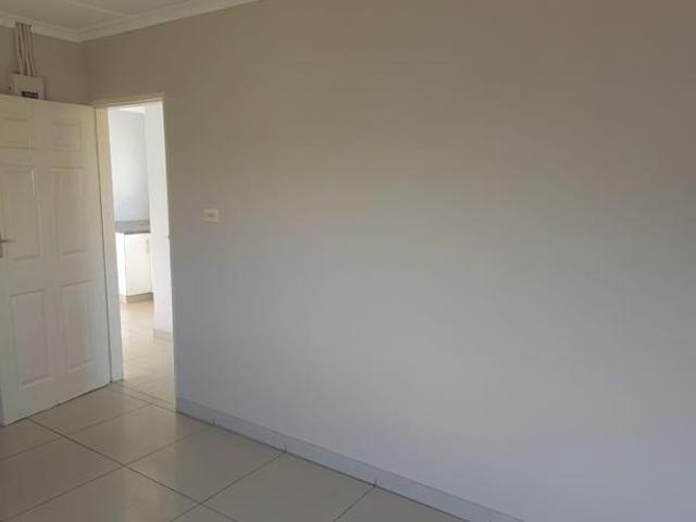 Apartment for rent in Tongaat Beach, Kwazulu-natal