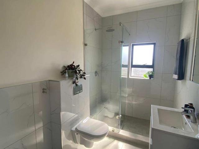 Apartment for sale in Cape Town, Western Cape