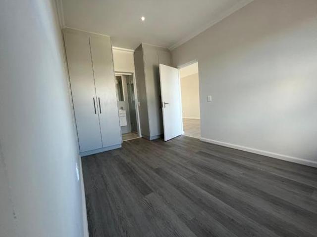 Apartment for sale in Cape Town, Western Cape