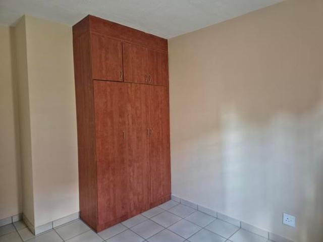 Apartment for sale in Dr Kenneth Kaunda, North West