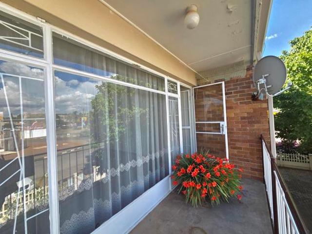 Apartment for sale in Dr Kenneth Kaunda, North West