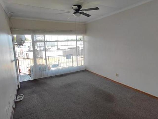 Apartment for sale in Dr Kenneth Kaunda, North West