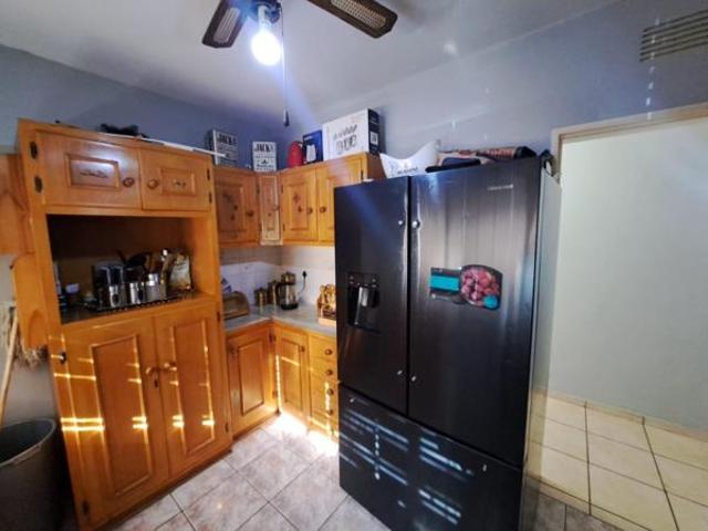 Apartment for sale in Dr Kenneth Kaunda, North West