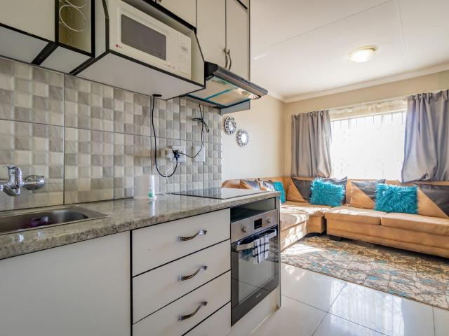 Apartment for sale in Roodepoort