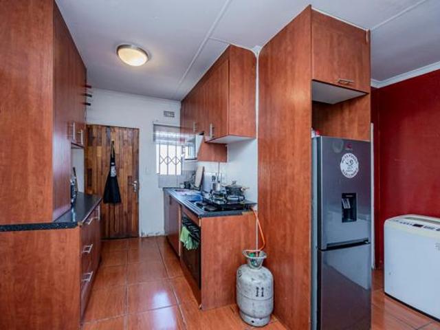 Apartment for sale in Westonaria, Gauteng