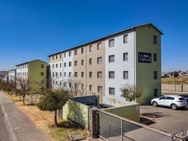 Apartment for rent in Nooitgedacht, Gauteng