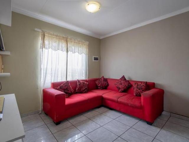 Apartment for sale in West Rand Garden estates, Westonaria Local Municipality