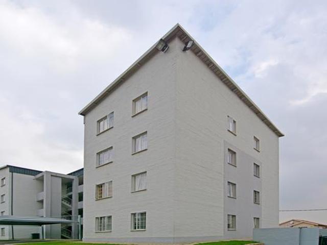 Apartment for rent in West Rand Garden estates, Westonaria Local Municipality