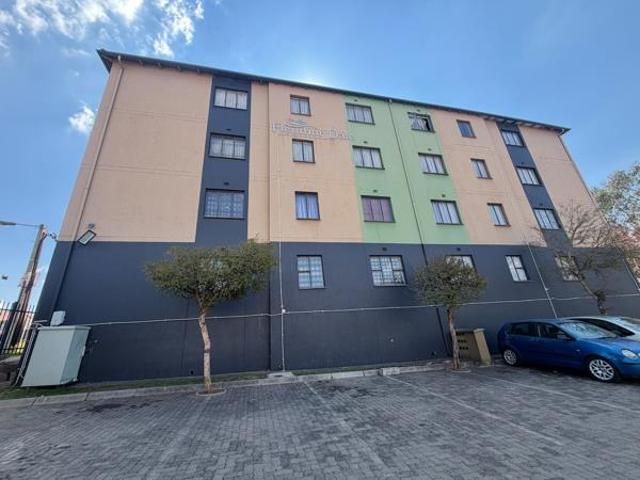 Apartment for sale in West Rand Garden estates, Westonaria Local Municipality