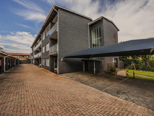 Apartment for sale in Nooitgedacht, Gauteng