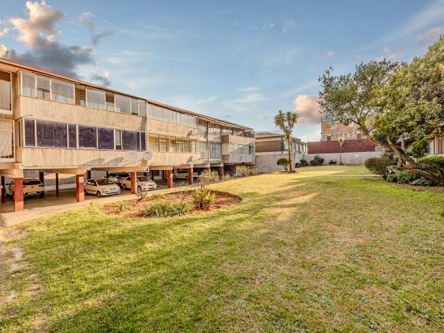Apartment for sale in Nooitgedacht, Gauteng