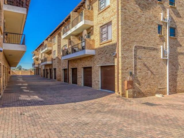 Apartment for sale in Westonaria, Gauteng