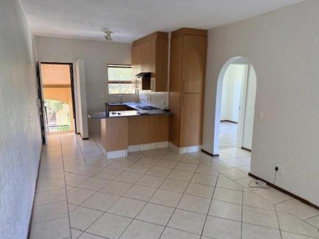 Apartment for rent in Douglasdale, Randburg