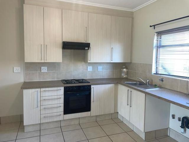 Apartment for rent in Douglasdale, Randburg