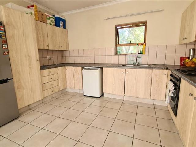 Apartment for sale in Vosloorus, Gauteng