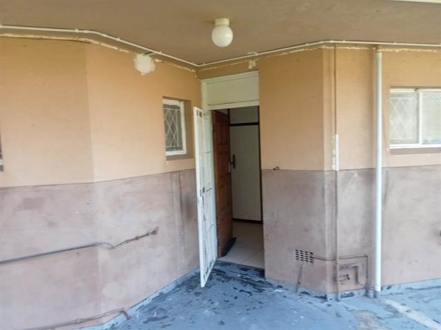 Apartment for sale in Seaview, Kwazulu-natal