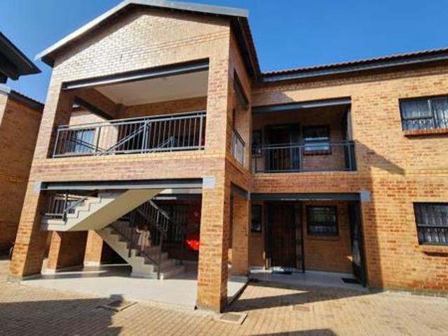 Apartment for rent in Waterkloof, Gauteng