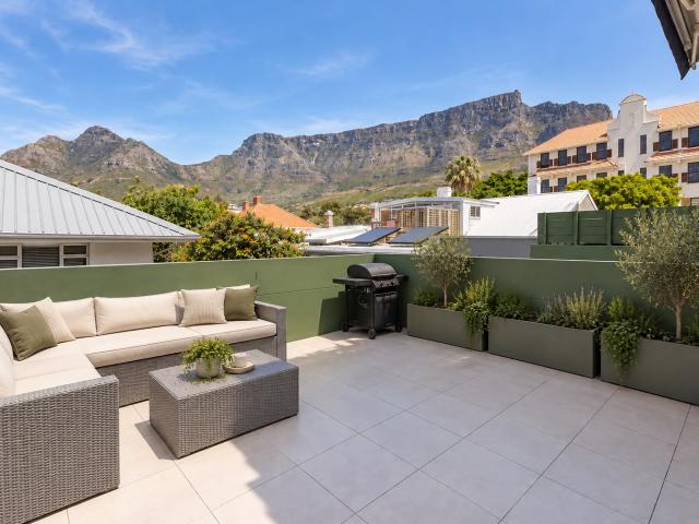 Apartment for sale in Cape Town, City of Cape Town