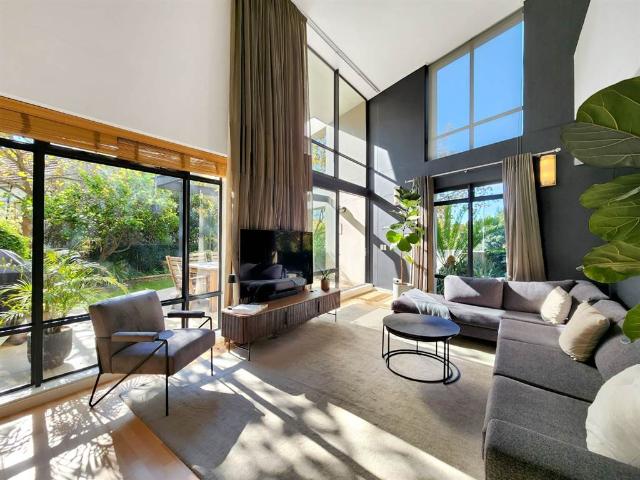 Flat for sale in Cape Town