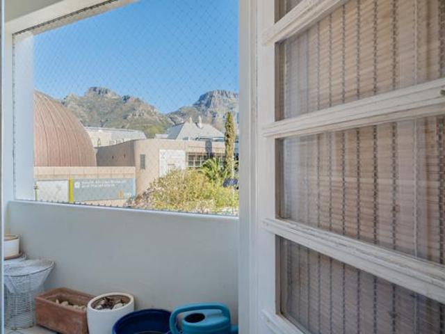 Apartment for sale in Cape Town, Western Cape