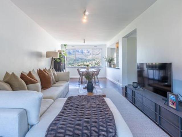 Apartment for sale in Cape Town, Western Cape