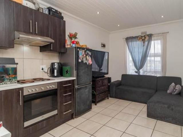 Apartment for sale in Cape Town, Western Cape