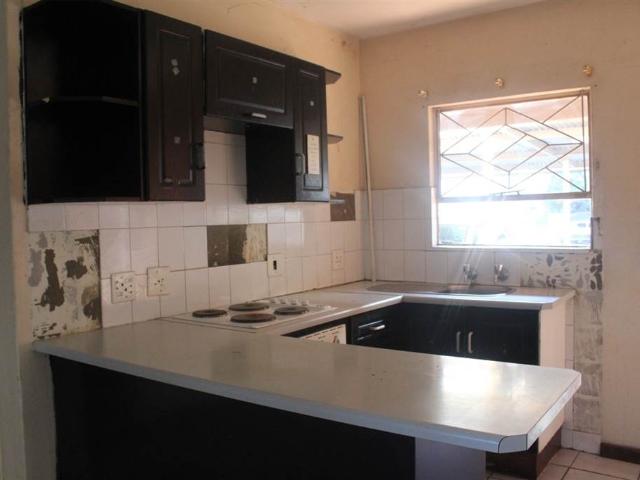 Apartment for sale in Tlhabane, North West