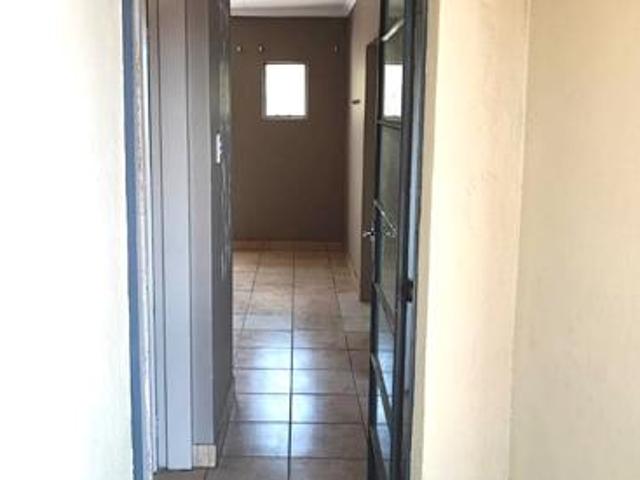 Apartment for rent in Tlhabane, North West