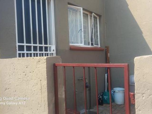 Apartment for sale in West Rand Garden estates, Westonaria Local Municipality
