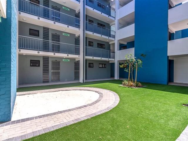 Apartment for sale in Cape Town, Northern Suburbs