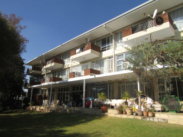 Apartment for sale in Vosloorus, Gauteng