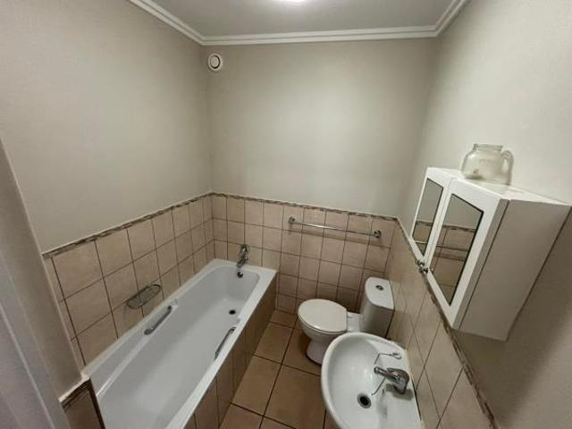 Apartment for rent in Seaview, Kwazulu-natal