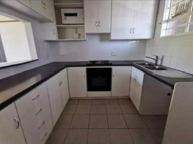 Apartment for rent in Seaview, Kwazulu-natal