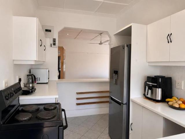 Apartment for rent in Seaview, Kwazulu-natal